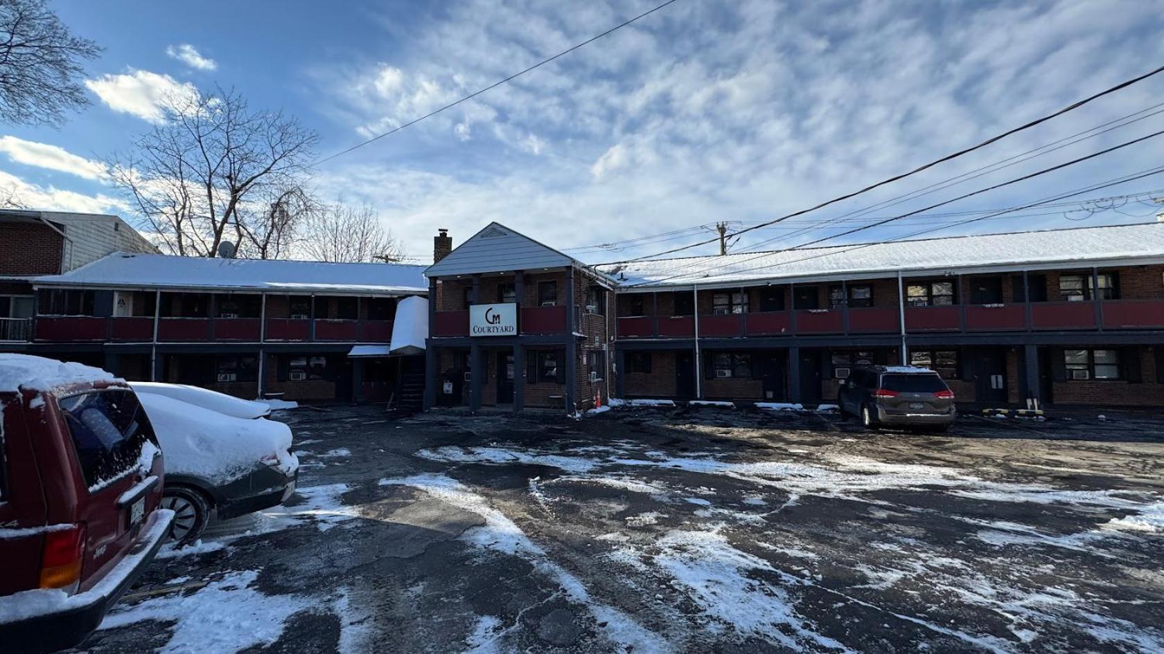 Central Motel Courtyard White Plains Exteriör bild