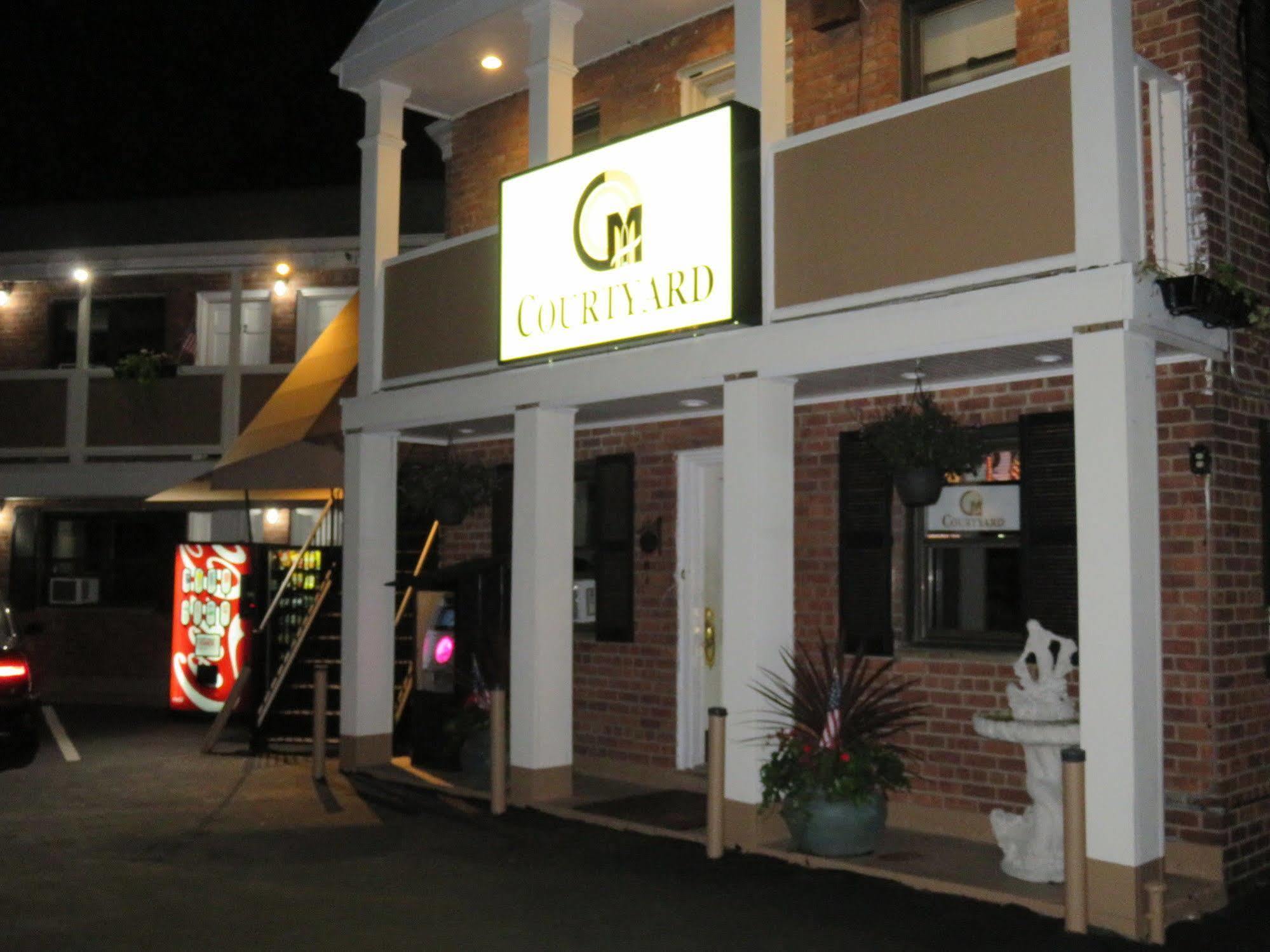 Central Motel Courtyard White Plains Exteriör bild